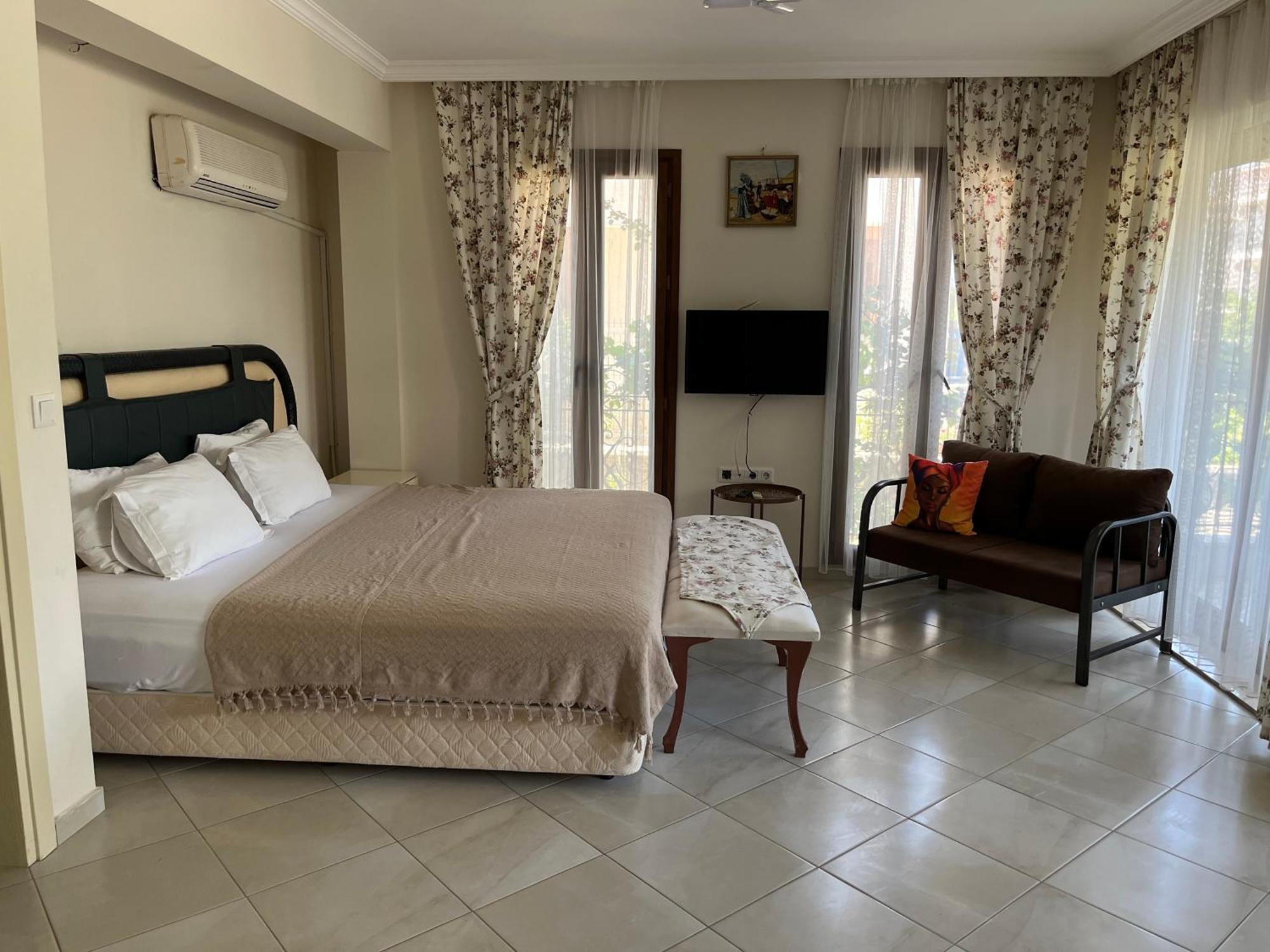 Grand Teoshan Otel Ve Tatil Evleri セェフェリヒサール エクステリア 写真